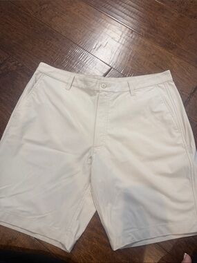 Footjoy Men's Classic Cream Golf Shorts